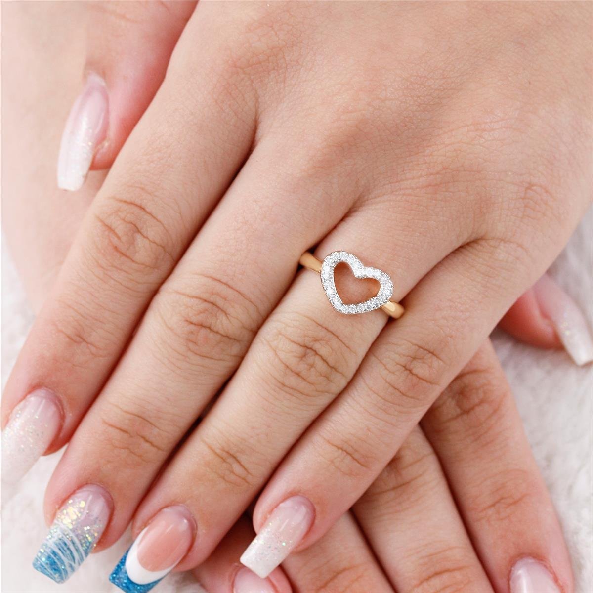 ANEL FOLHEADO A OURO CORAÇÃO DE ZIRCÔNIAS 