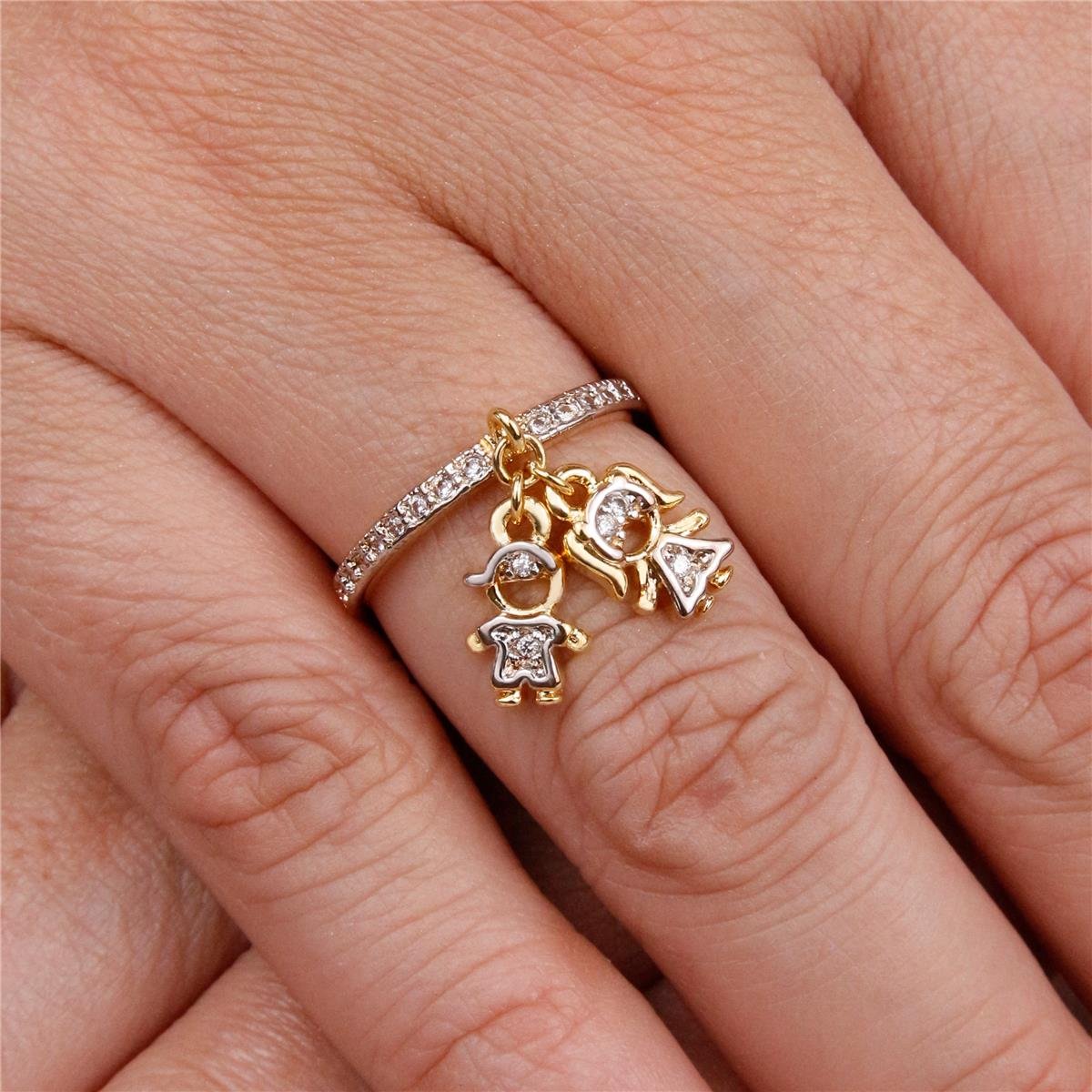 ANEL FOLHEADO A OURO MENINA E MENINO DE ZIRCÔNIAS