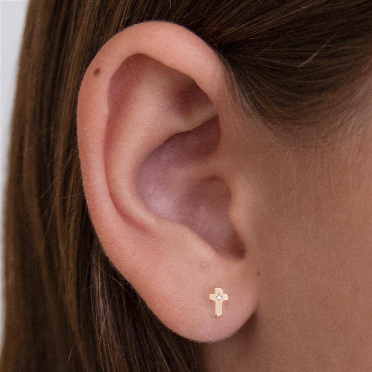 BRINCO FOLHEADO A OURO MINI CRUZ COM MINI ZIRCÔNIA