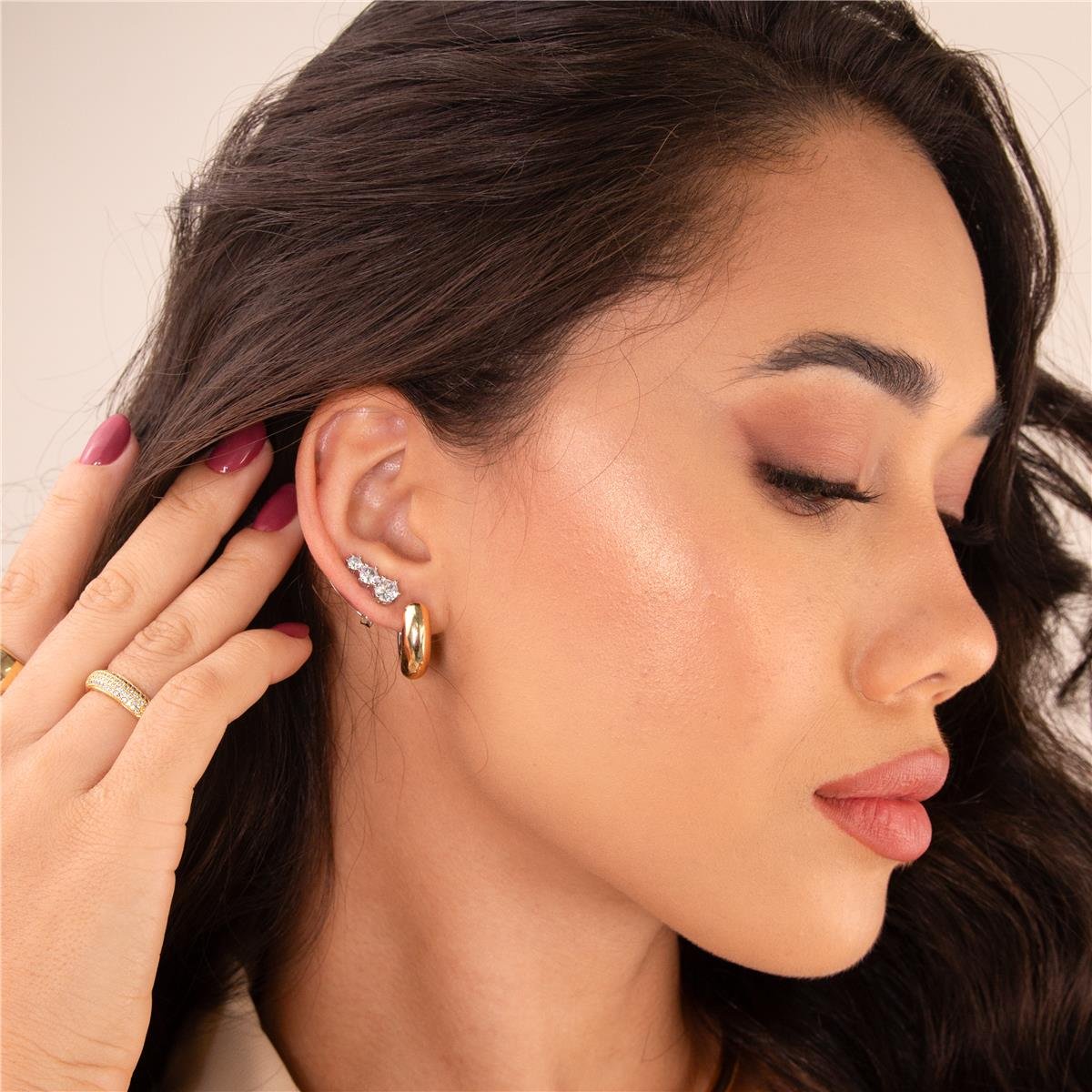 BRINCO FOLHEADO A OURO EAR CUFF DE ZIRCÔNIAS