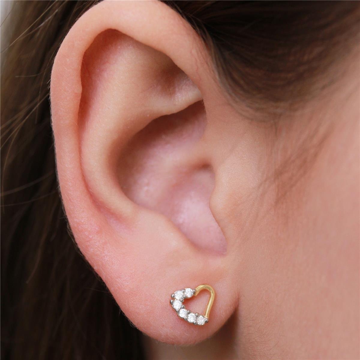 BRINCO FOLHEADO A OURO INFANTIL CORAÇÃO LISA E ZIRCÔNIAS