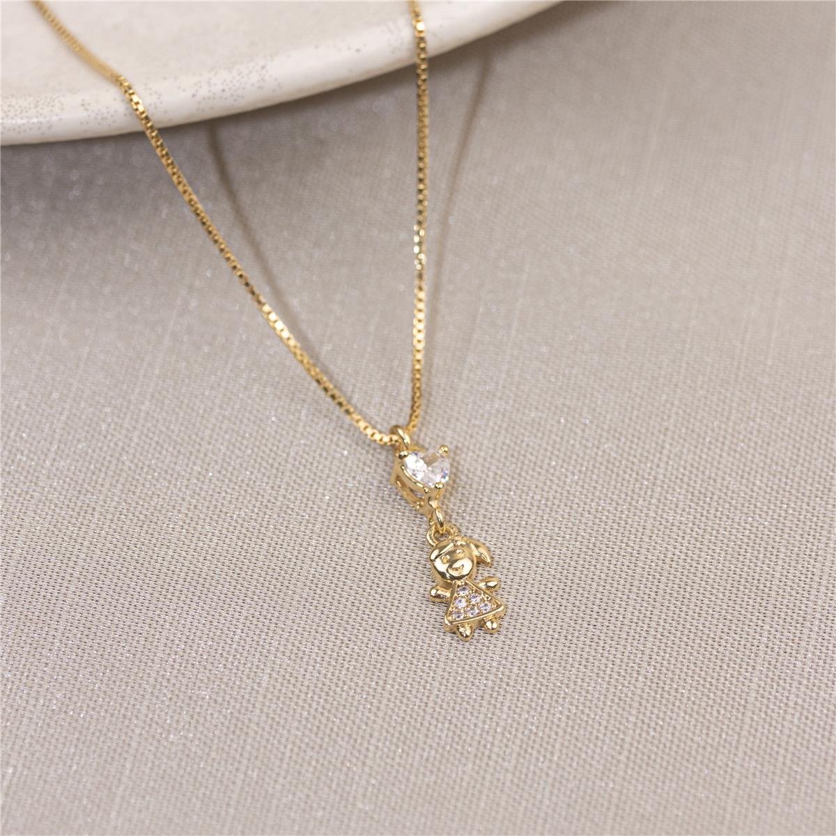 COLAR FOLHEADO A OURO CORAÇÃO DE ZIRCÔNIA COM MENINA 