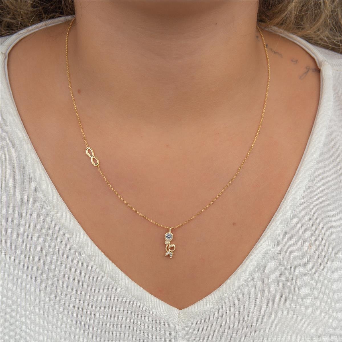 COLAR FOLHEADO A OURO MENINA COM BALÃO 