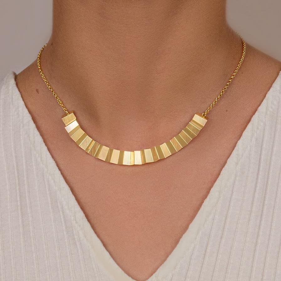 COLAR FOLHEADO A OURO INFANTIL ELO PORTUGUÊS COM CHAPA ONDULADA