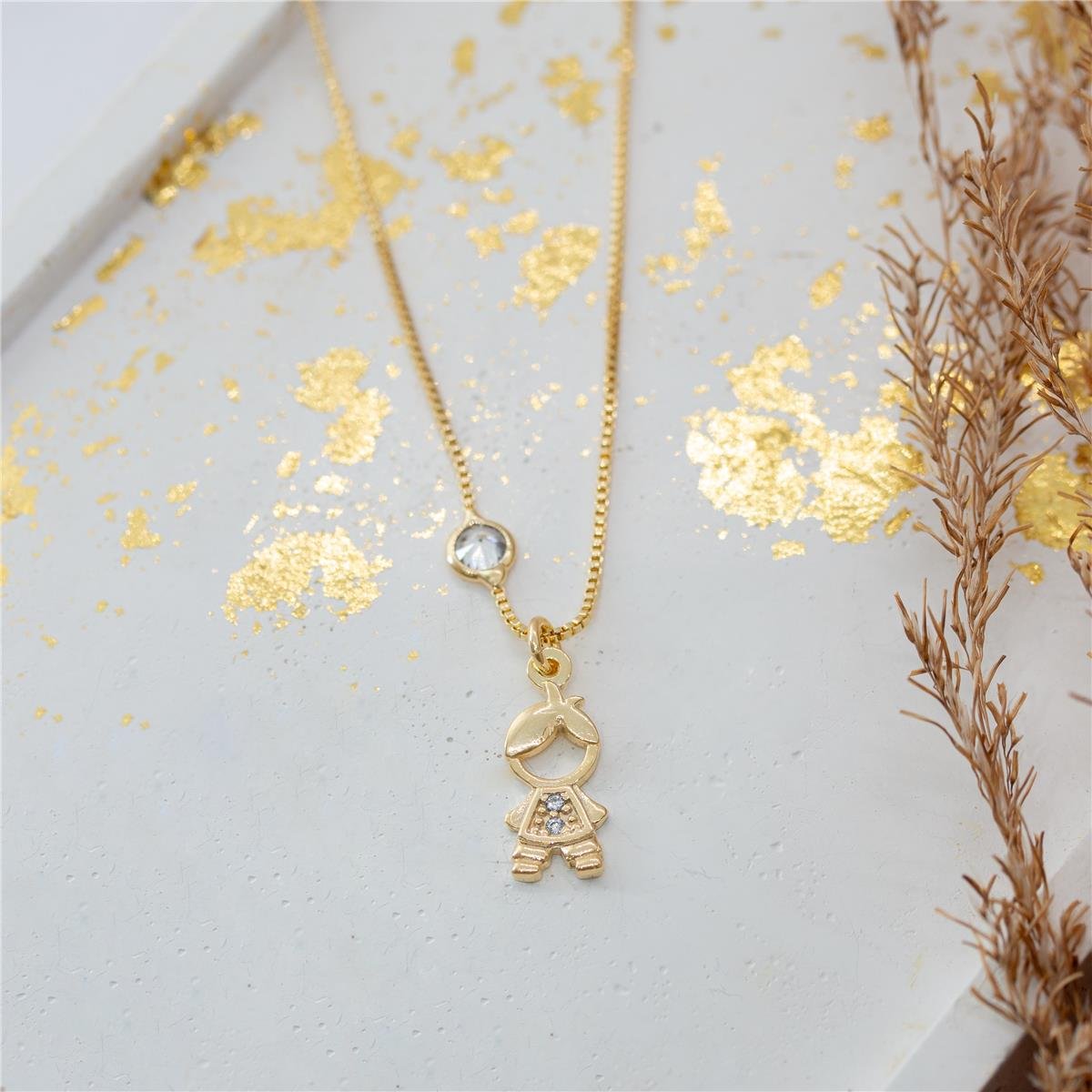 COLAR FOLHEADO A OURO COM ZIRCÔNIA E MENINO TRABALHADO