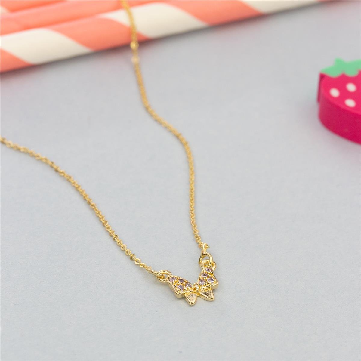 COLAR FOLHEADO A OURO INFANTIL DE LAÇO TRABALHADO 