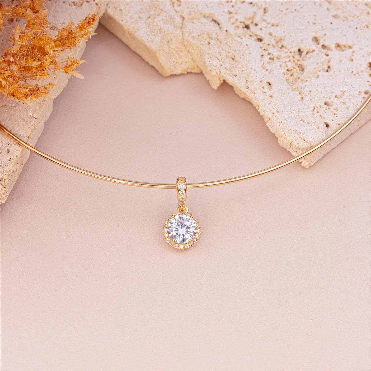 ARO FOLHEADO A OURO COM PONTO DE LUZ E MINI ZIRCÔNIAS