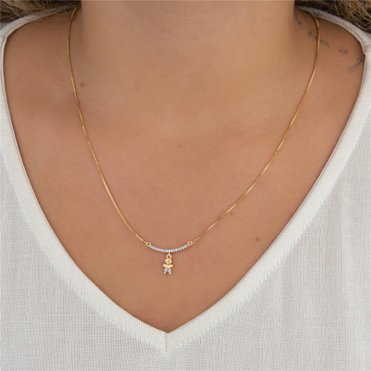 COLAR FOLHEADO A OURO CANGA COM MENINO