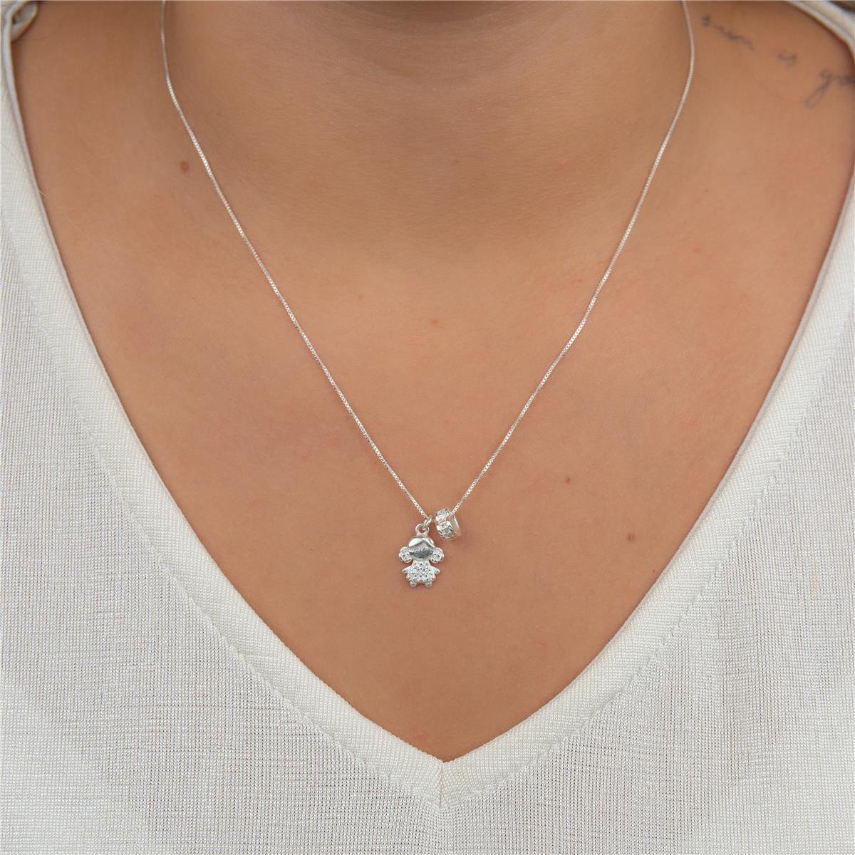 COLAR PRATA CORAÇÃO VAZADO E MENINA COM ZIRCÔNIAS 