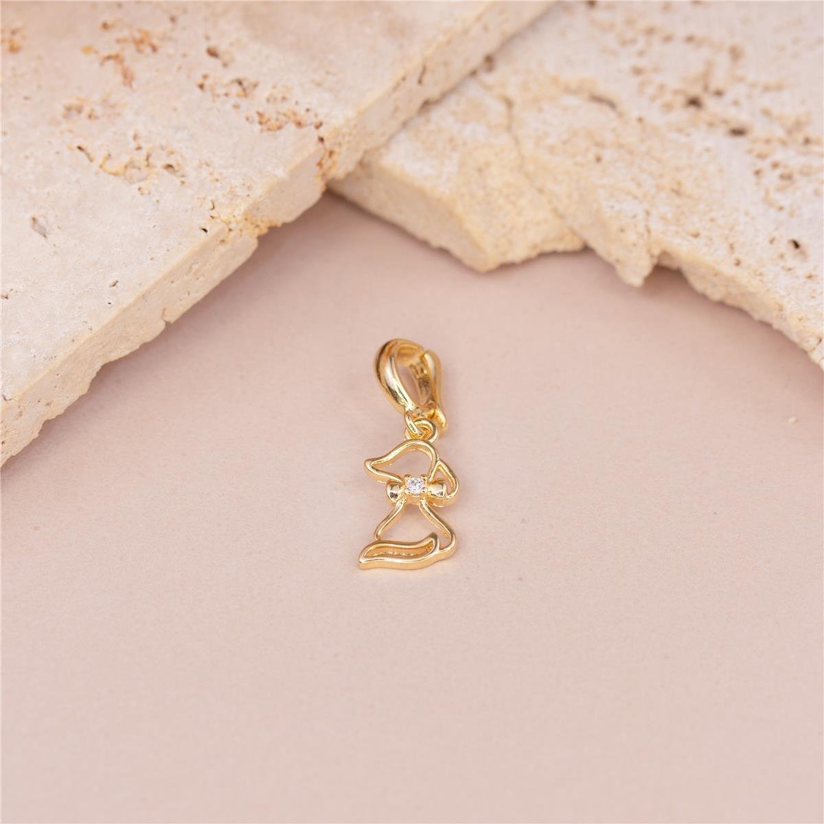 PINGENTE FOLHEADO A OURO DE CACHORRO VAZADO E COM GRAVATA