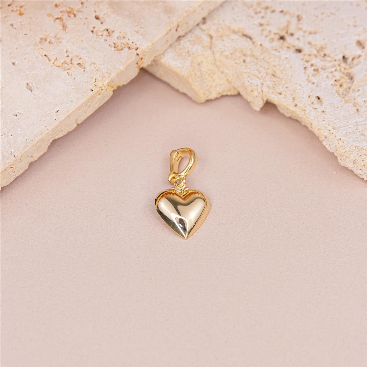 PINGENTE FOLHEADO A OURO COM CORAÇÃO LISO