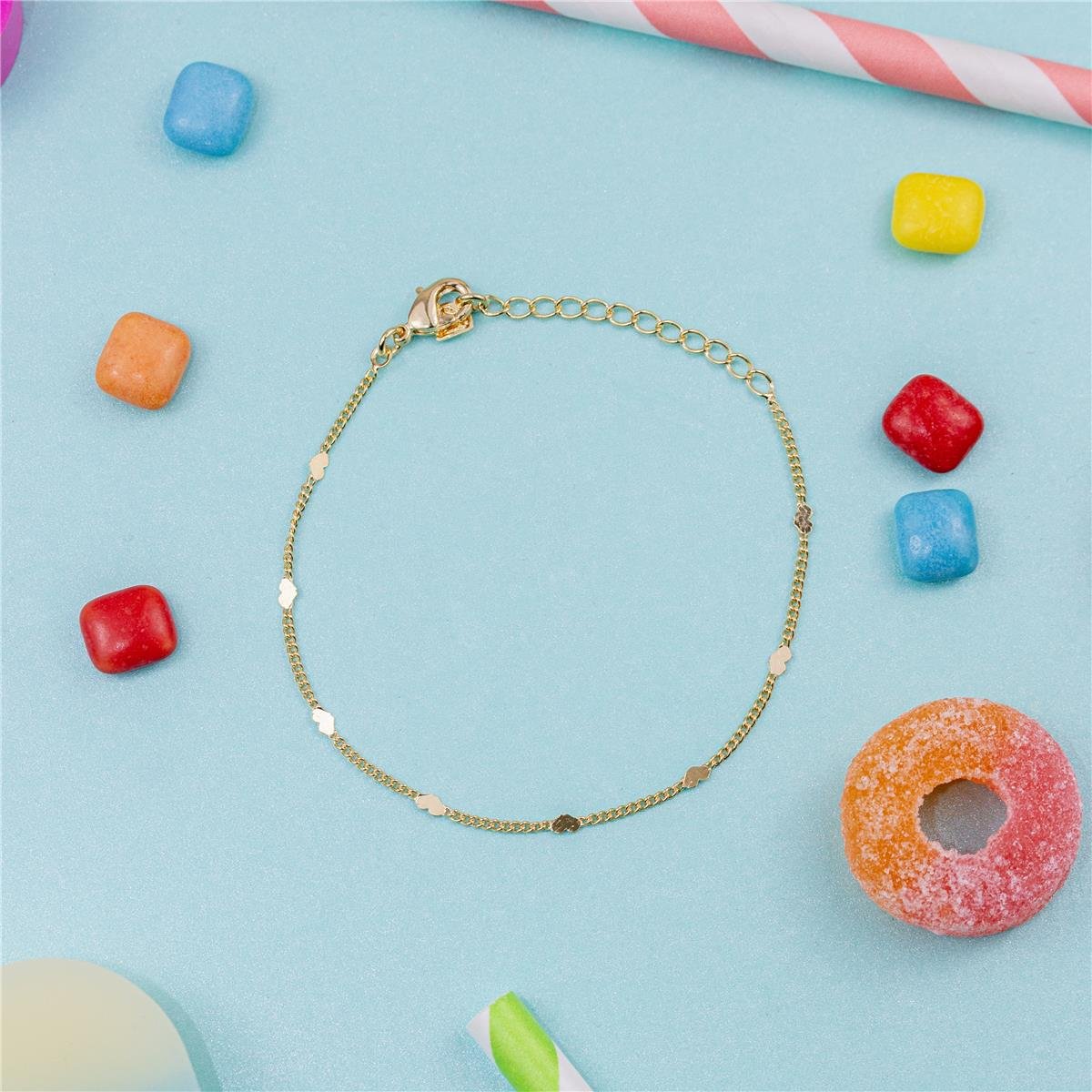 PULSEIRA FOLHEADA A OURO INFANTIL COM CORAÇÕES