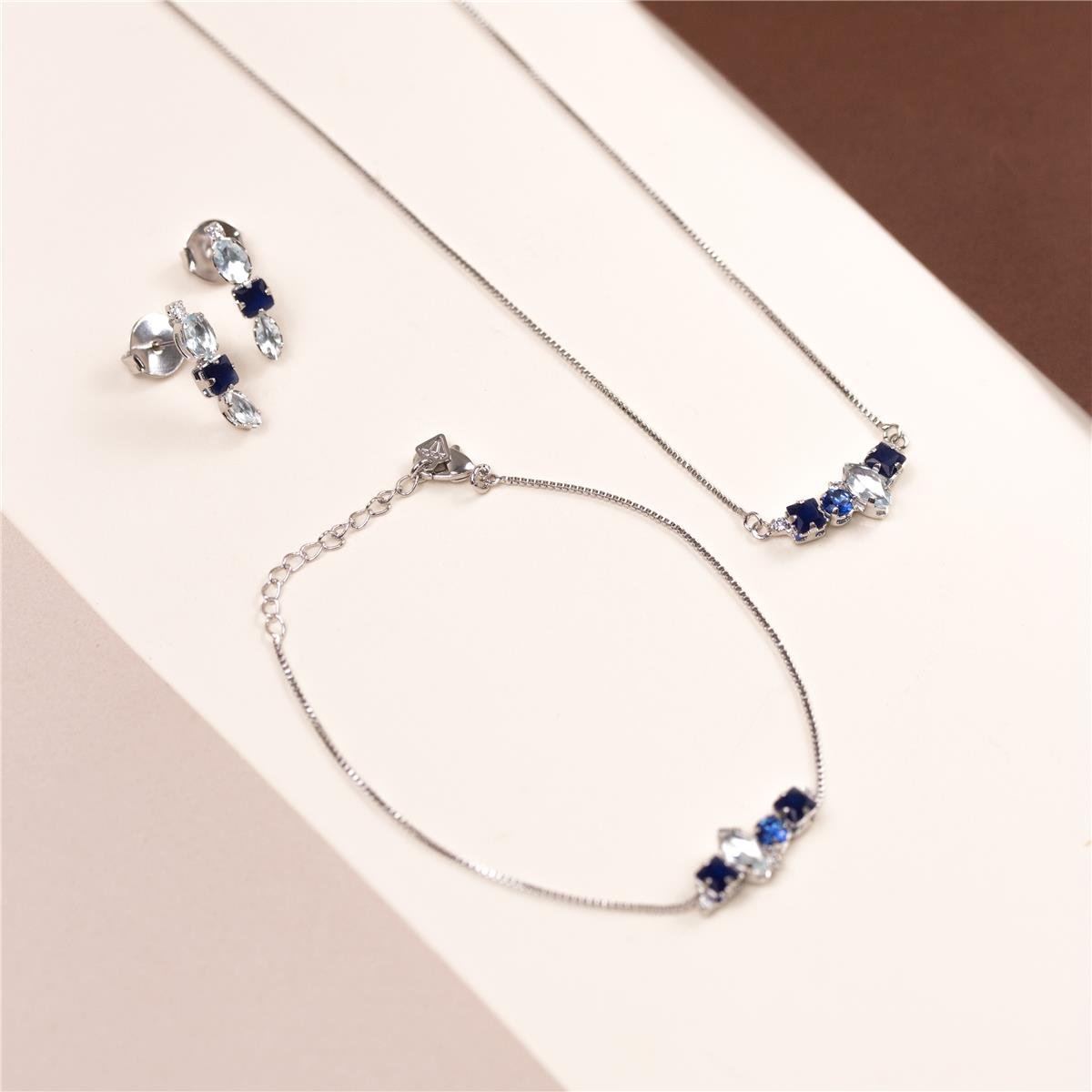 PULSEIRA RÓDIO ZIRCÔNIA REDONDO NEVETE AZUL CLARO 2 ZIRCÔNIA QUADRADA SAFIRA