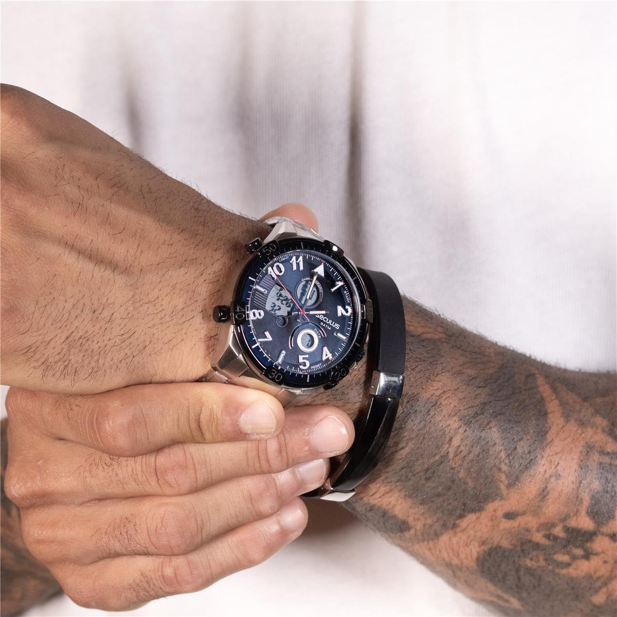 PULSEIRA FOLHEADO A OURO SILICONE COM AÇO E PLACA POLIDA