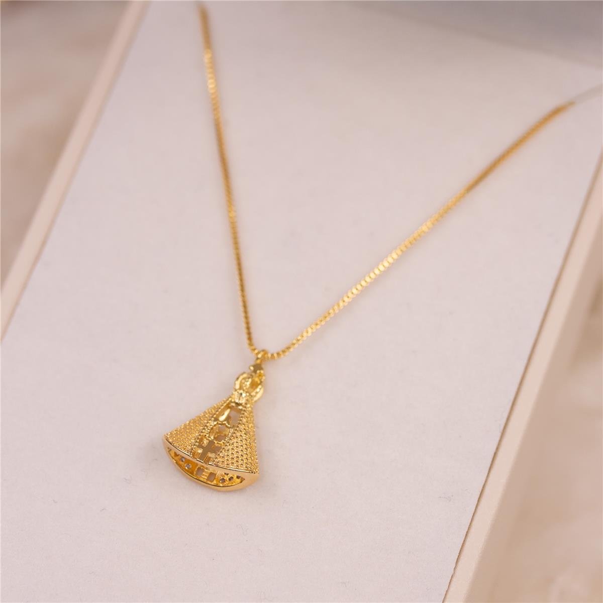 COLAR FOLHEADO VENZIANO NOSSA SENHORA APARECIDA TRABALHADA CRAVEJADA ZIRCÔNIA CRISTAL